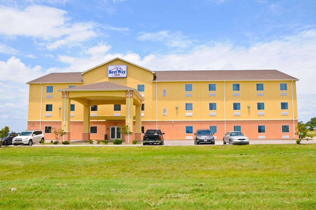Best Way Inn Cleburne Esterno foto