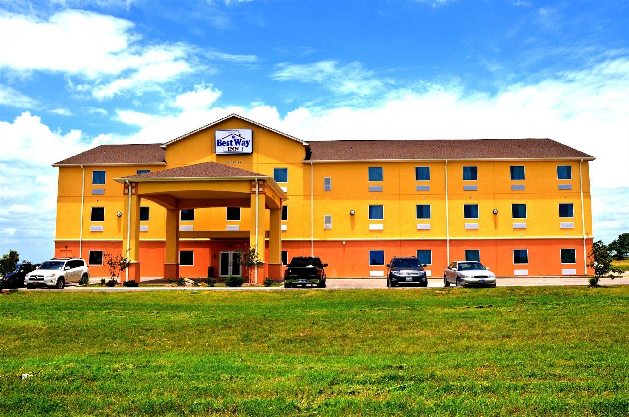 Best Way Inn Cleburne Esterno foto